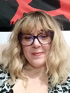 Amelialove42 online show from 03-09-26, 07:17