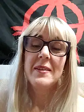 Amelialove42 online show from 12-13-25, 08:04