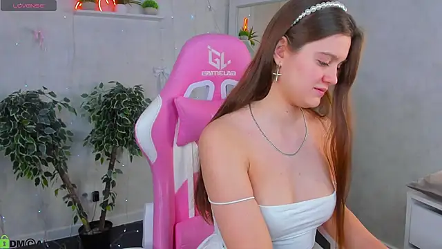 Renesmy Black online show from 04-15-26, 11:05