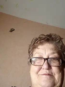 Katherine735 online show from 12-17-25, 05:40