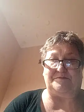 Katherine735 online show from 11-17-25, 07:51