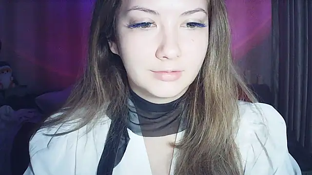 Snapshot of MoodieMira chatting on 03-03-26, 10:50 MoodieMira online show from 03-03-26, 10:50
