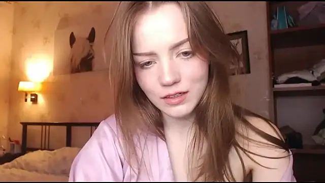 Snapshot of Olivia_Mensy chatting on 10-21-25, 08:58 Olivia Mensy online show from 10-21-25, 08:58