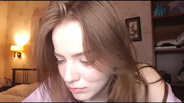 Snapshot of Olivia_Mensy chatting on 10-18-25, 10:01 Olivia Mensy online show from 10-18-25, 10:01