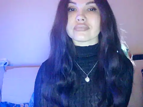 Snapshot of Hoyloria chatting on 02-17-26, 02:47 Hoyloria online show from 02-17-26, 02:47