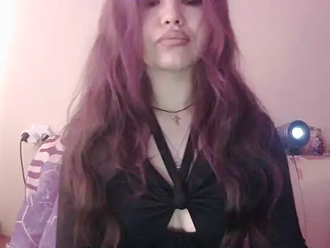 Snapshot of Hoyloria chatting on 02-22-26, 05:43 Hoyloria online show from 02-22-26, 05:43