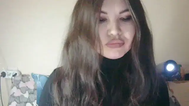 Snapshot of Hoyloria chatting on 02-10-26, 03:00 Hoyloria online show from 02-10-26, 03:00