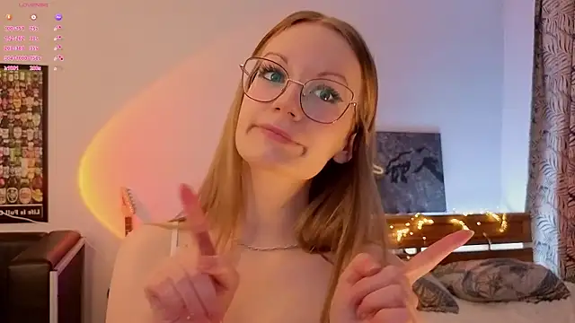 Snapshot of Edlin_gail chatting on 10-24-25, 02:38 Edlin gail online show from 10-24-25, 02:38