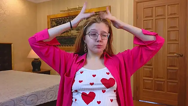 AlinaAldrete online show from 11-15-25, 08:07