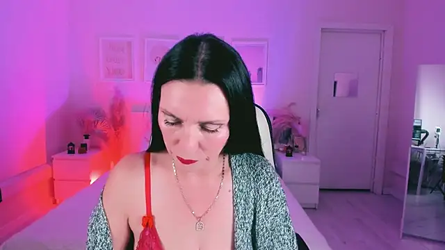 steaflers mommy  online show from 10-22-25, 07:41