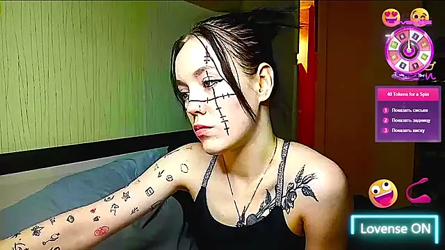 Snapshot of JennyRass chatting on 05-17-26, 04:40 JennyRass online show from 05-17-26, 04:40