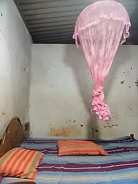 HarshiStar7 online show from 10-28-25, 09:14