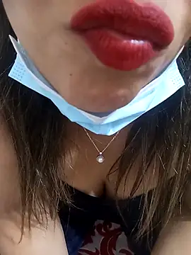 FATIFATIMOROC online show from 03-08-26, 01:00