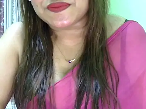 Snapshot of Kiara_pari chatting on 10-11-25, 08:43 Kiara pari online show from 10-11-25, 08:43