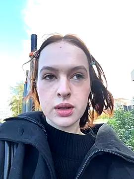 Snapshot of ManhattanAffair chatting on 10-21-25, 09:09 ManhattanAffair online show from 10-21-25, 09:09