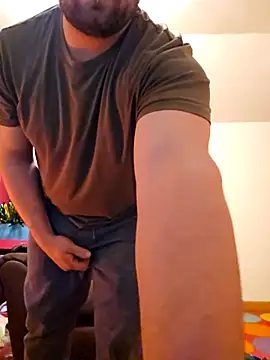 dakotafail92 online show from 11-30-25, 06:47