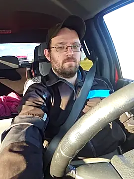 dakotafail92 online show from 10-30-25, 09:11