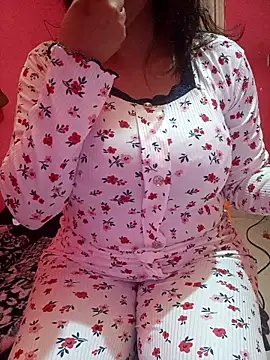 Snapshot of sondimila chatting on 04-13-26, 09:41 sondimila online show from 04-13-26, 09:41