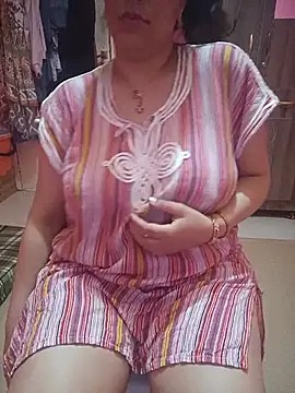 Snapshot of sondimila chatting on 05-20-26, 05:43 sondimila online show from 05-20-26, 05:43