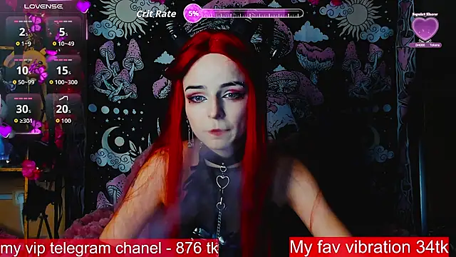 Snapshot of ArianaLight chatting on 10-13-25, 05:03 ArianaLight online show from 10-13-25, 05:03