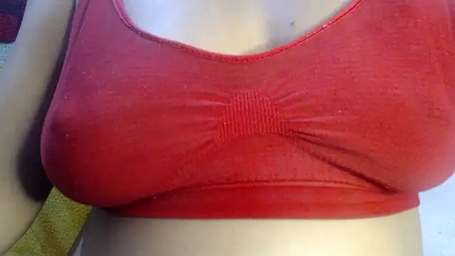 Snapshot of soniadirty chatting on 10-10-25, 11:38 soniadirty online show from 10-10-25, 11:38