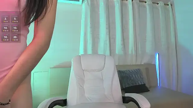 MarianaaDooll online show from 11-08-25, 12:09