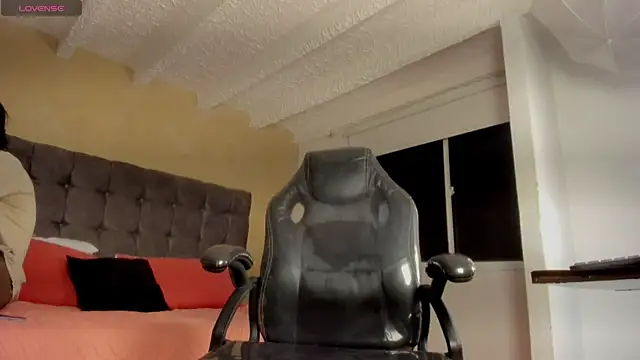 Kail nil online show from 10-14-25, 07:58