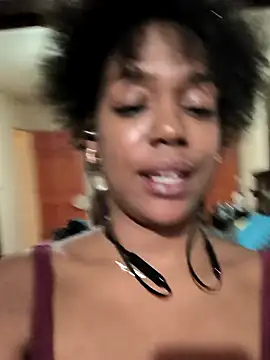 BrittanySky online show from 10-22-25, 07:08