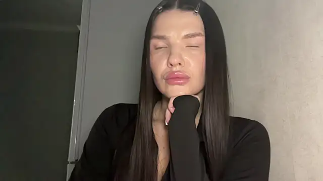 Seysolia online show from 03-12-26, 09:41