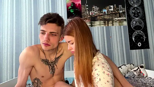 EmiliaCouple online show from 03-02-26, 06:25