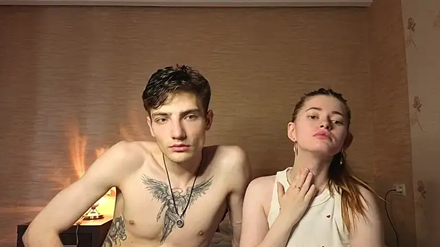 EmiliaCouple online show from 07-11-26, 11:10