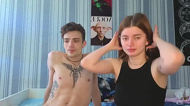 EmiliaCouple online show from 04-28-26, 11:25