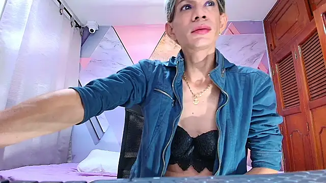 jones latin online show from 10-14-25, 01:34