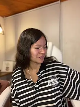 Ninfa pink online show from 12-01-25, 08:21