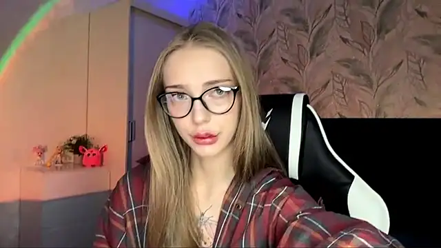 EvaPeace online show from 11-23-25, 05:23