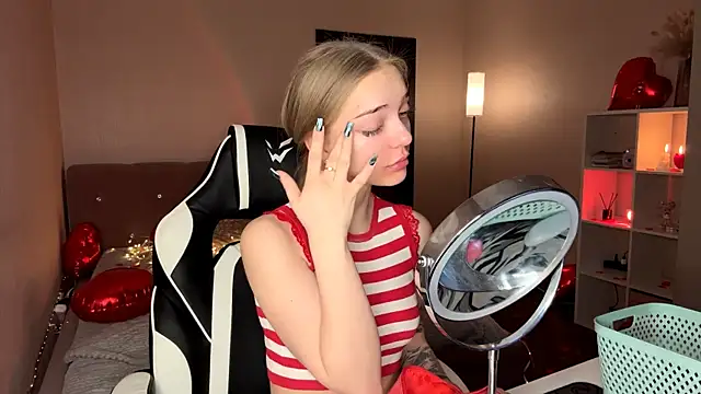 EvaPeace online show from 02-14-26, 07:58