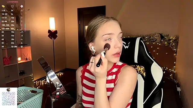 EvaPeace online show from 01-11-26, 07:21