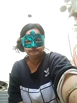 Honey-26 online show from 11-26-25, 07:30