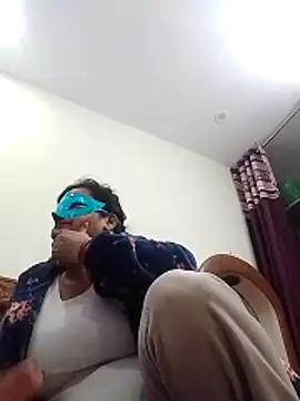 Honey-26 online show from 11-27-25, 08:26