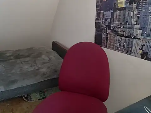 Snapshot of kinkyalecx chatting on 10-20-25, 06:48 kinkyalecx online show from 10-20-25, 06:48