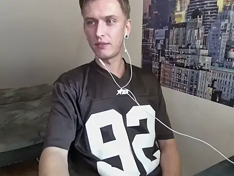 Snapshot of kinkyalecx chatting on 10-17-25, 06:50 kinkyalecx online show from 10-17-25, 06:50