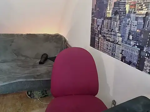 Snapshot of kinkyalecx chatting on 11-05-25, 12:08 kinkyalecx online show from 11-05-25, 12:08