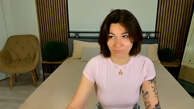 EdenSolis online show from 06-29-26, 07:37