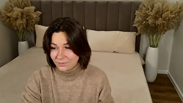 EdenSolis online show from 11-05-25, 07:22