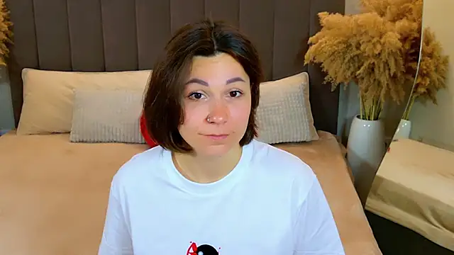 Snapshot of EdenSolis chatting on 05-16-26, 10:03 EdenSolis online show from 05-16-26, 10:03