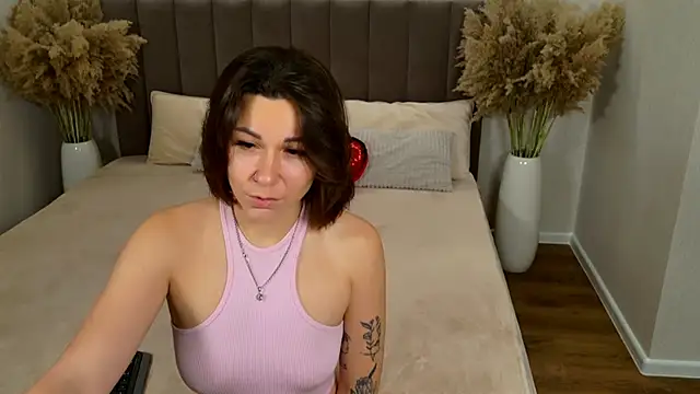 EdenSolis online show from 11-13-25, 08:07