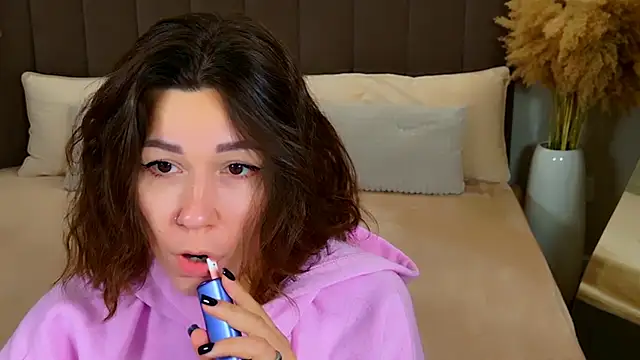 EdenSolis online show from 03-05-26, 06:21