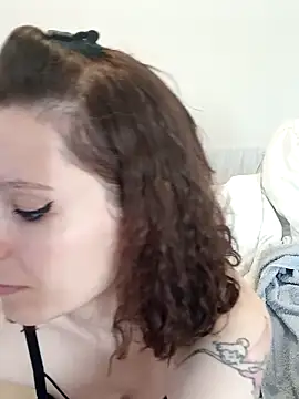 labellerose online show from 04-22-26, 05:09