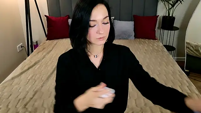 BaileeLynn online show from 07-08-26, 01:01