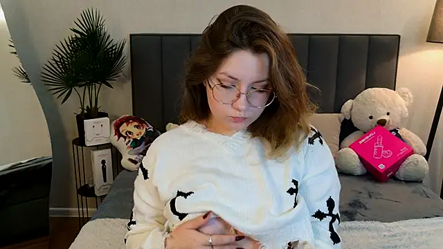 Snapshot of Briarx chatting on 02-18-26, 10:28 Briarx online show from 02-18-26, 10:28